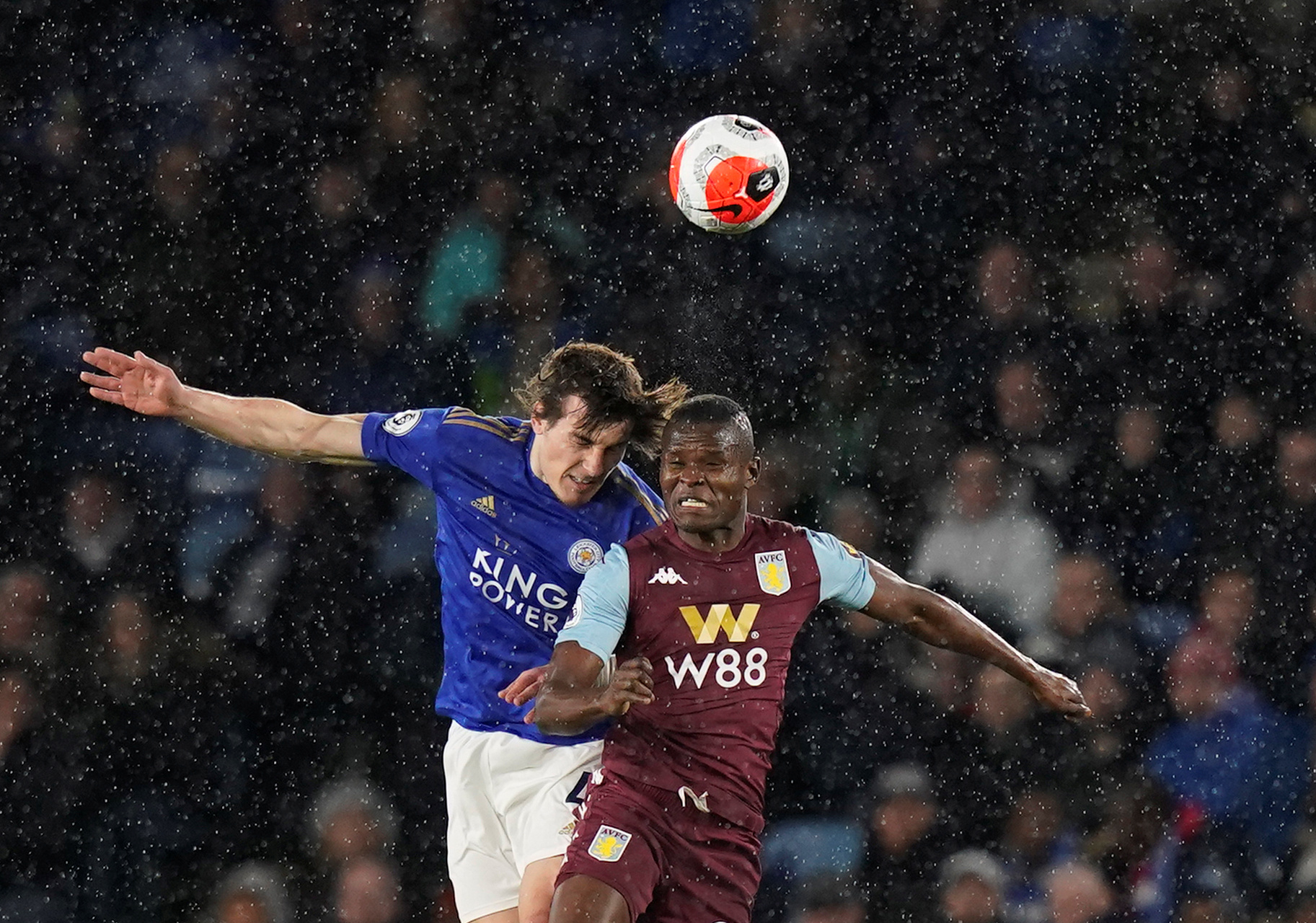 位具有巨大 位具有巨大