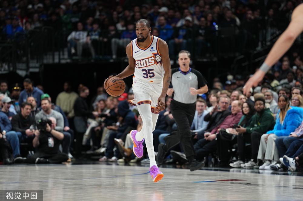 被球迷投掷 被球迷投掷